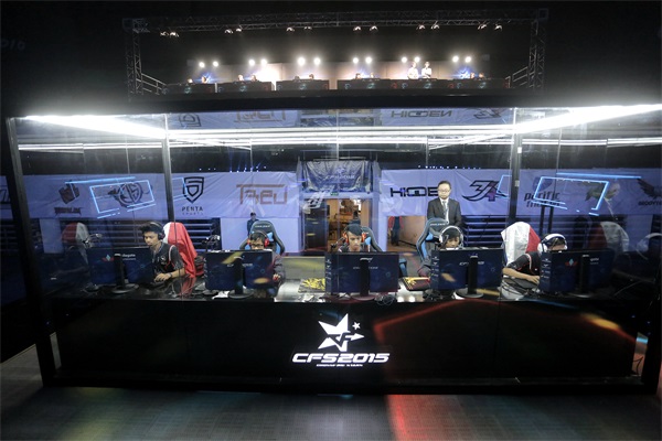 英雄联盟S12八强抽签已定，第一轮没有内战！