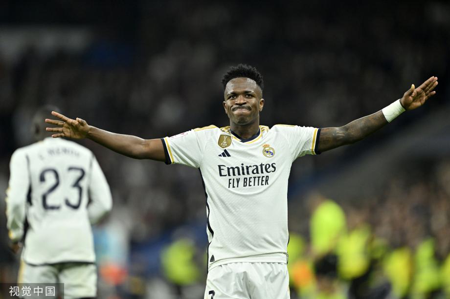 长传助攻姆巴佩破门，阿诺德西甲生涯首次送出助攻（阿诺德西甲首助献上，长传助姆巴佩破门）