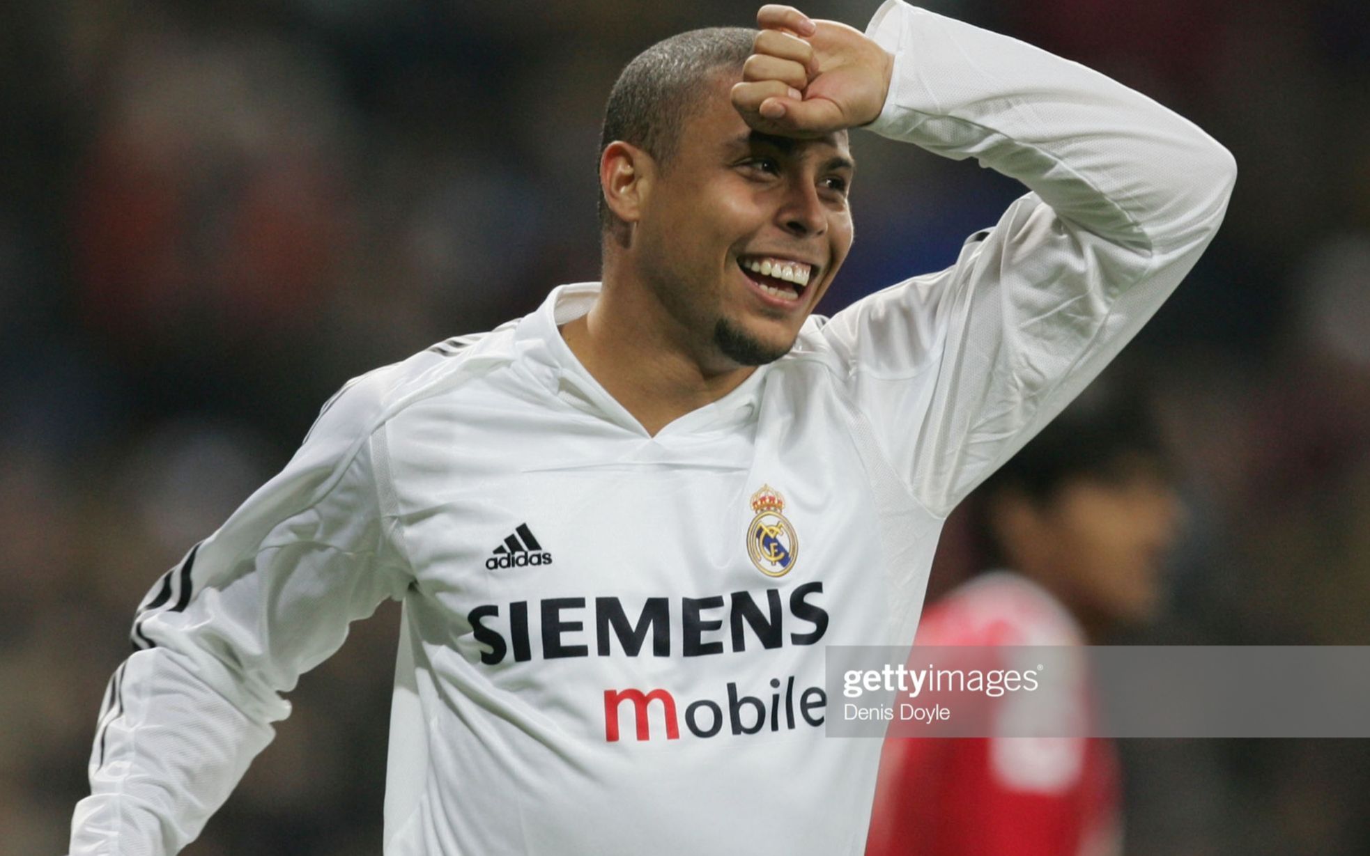 并聚焦其